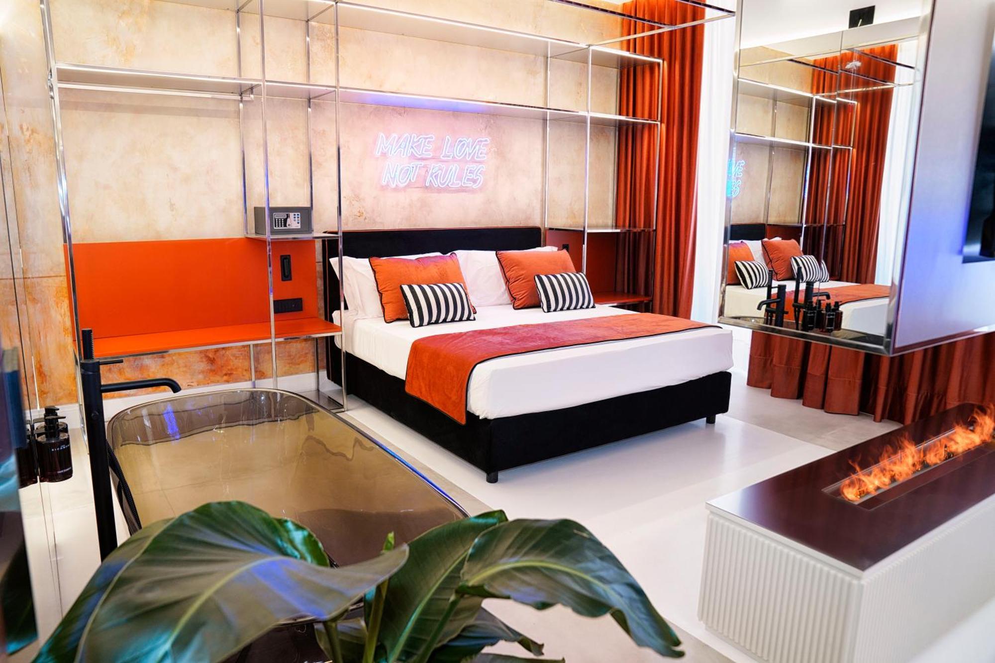 Kind Places - Suite Experience Naples Luaran gambar
